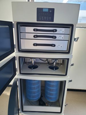 맥박 뒤 부는 체계를 가진 700W 레이저 연기 갈퀴 750 M3/H